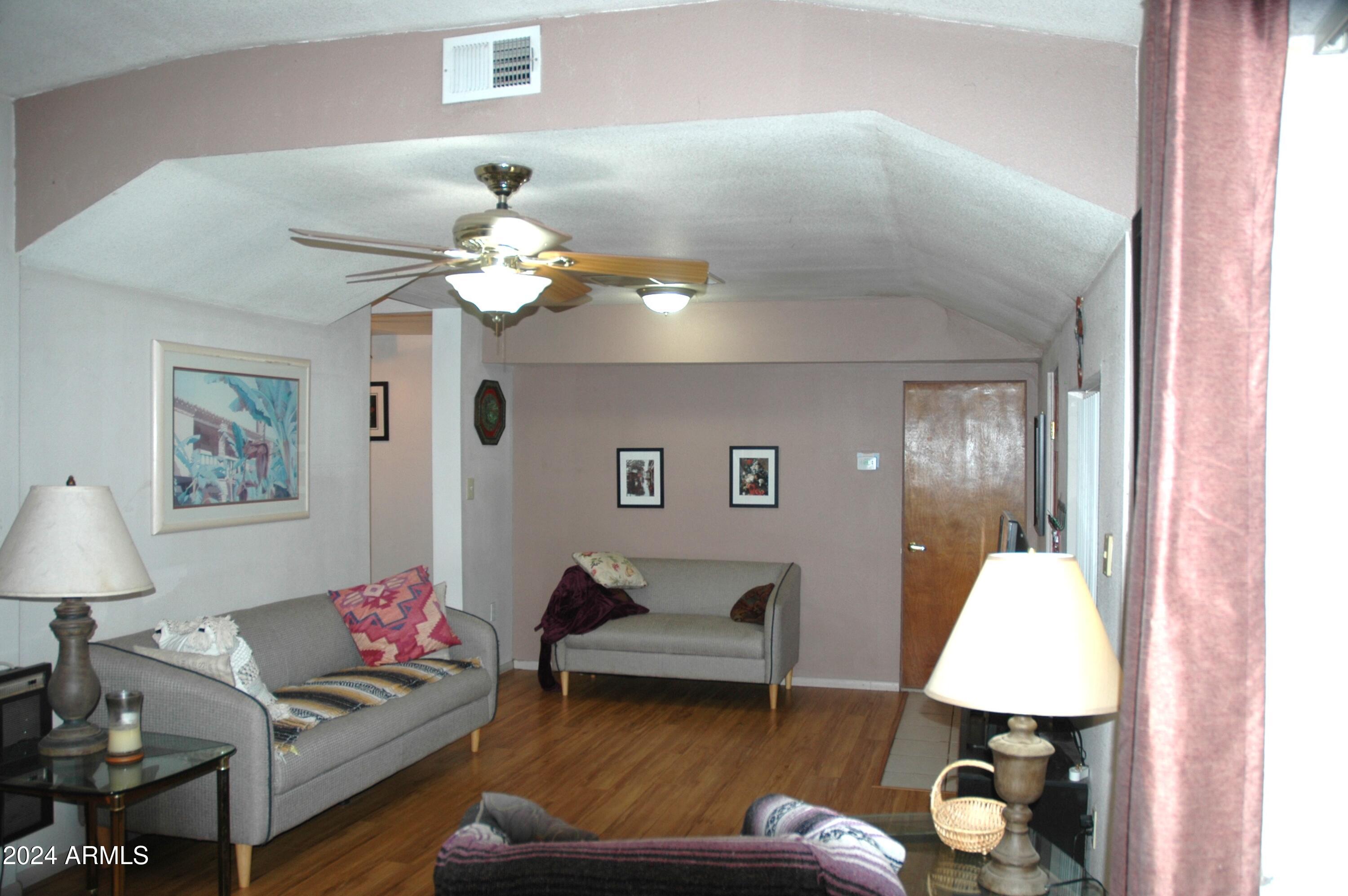 YARNELL HEIGHTS - Residential