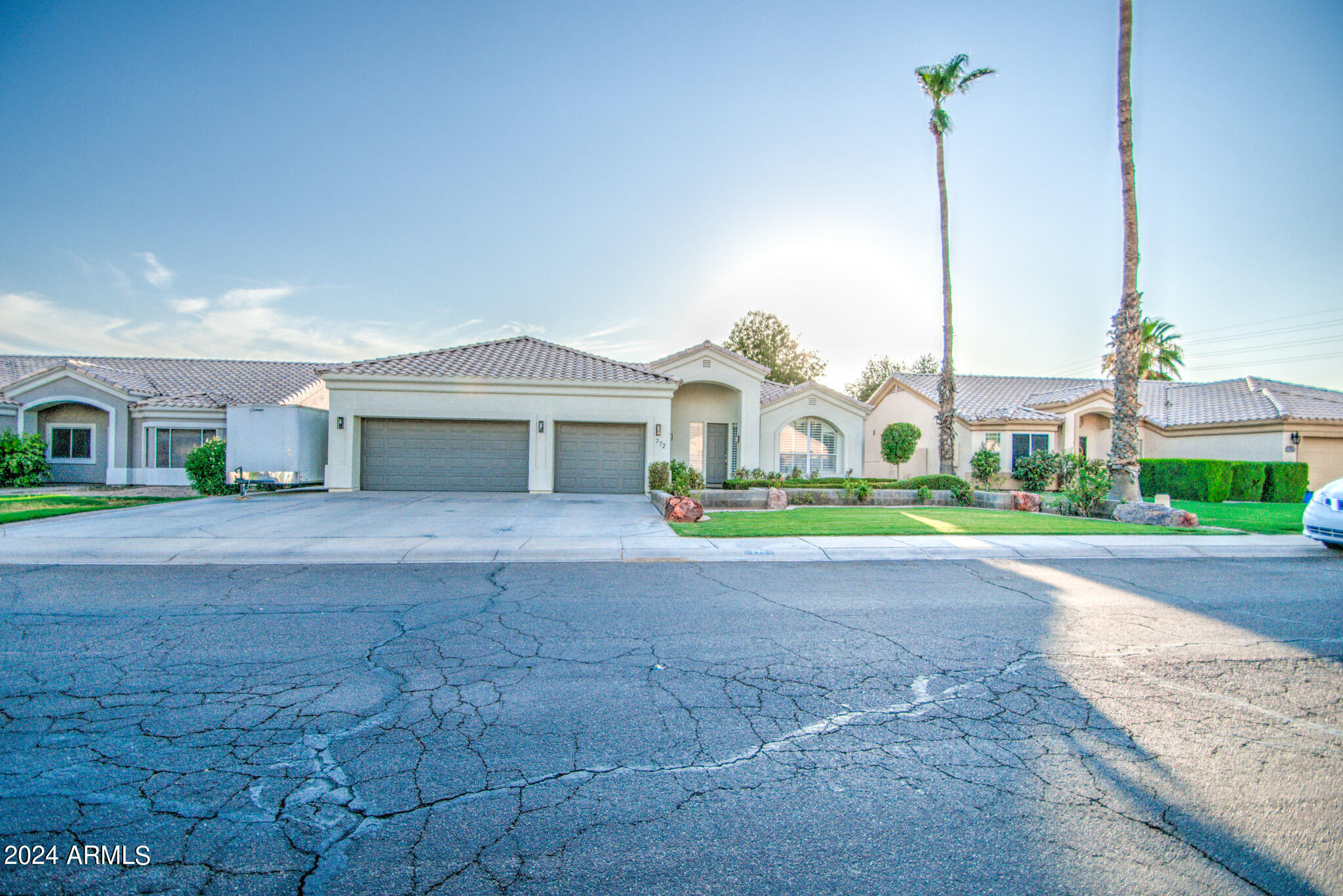 772 N SWAN Drive