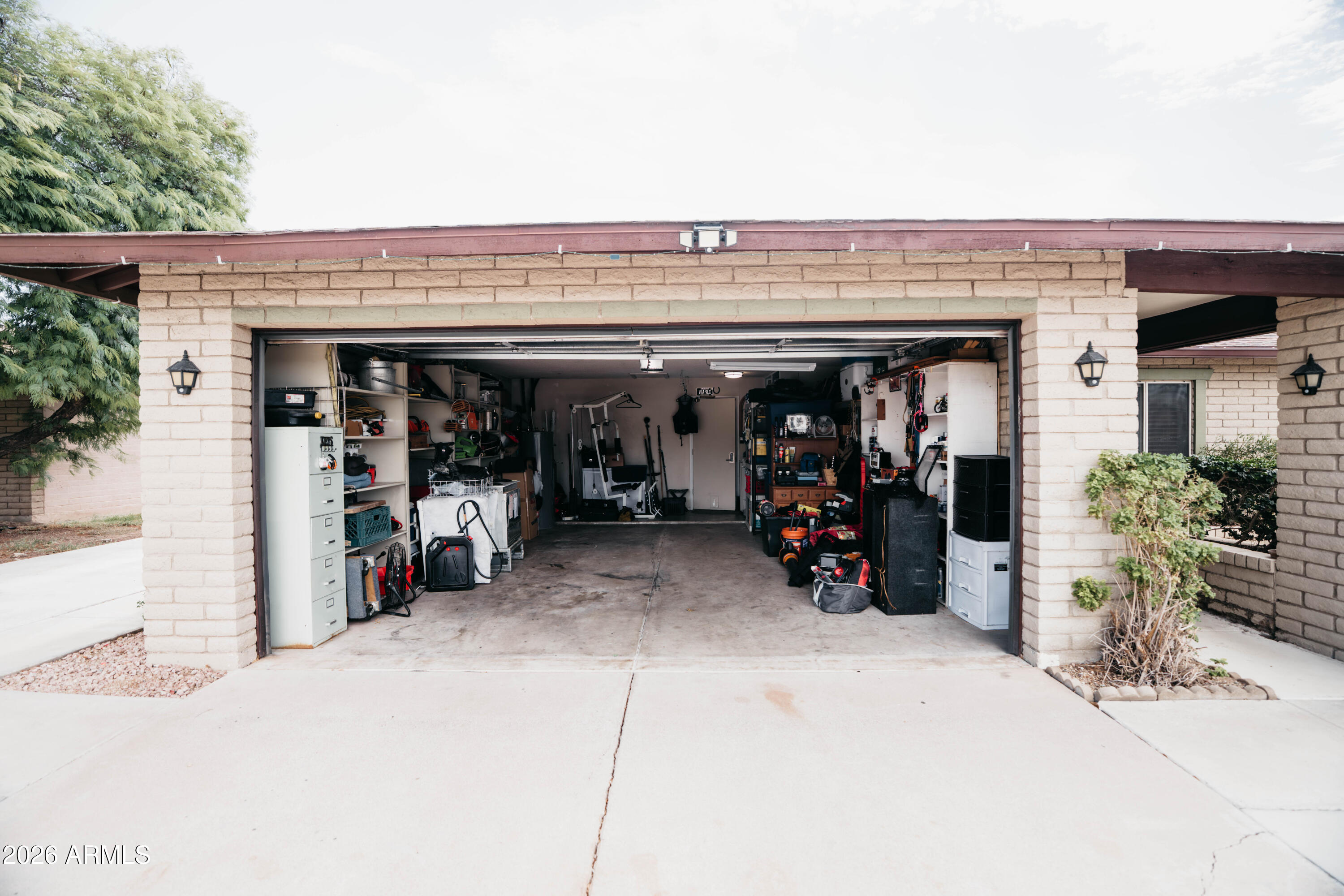 9801 N 49th Lane