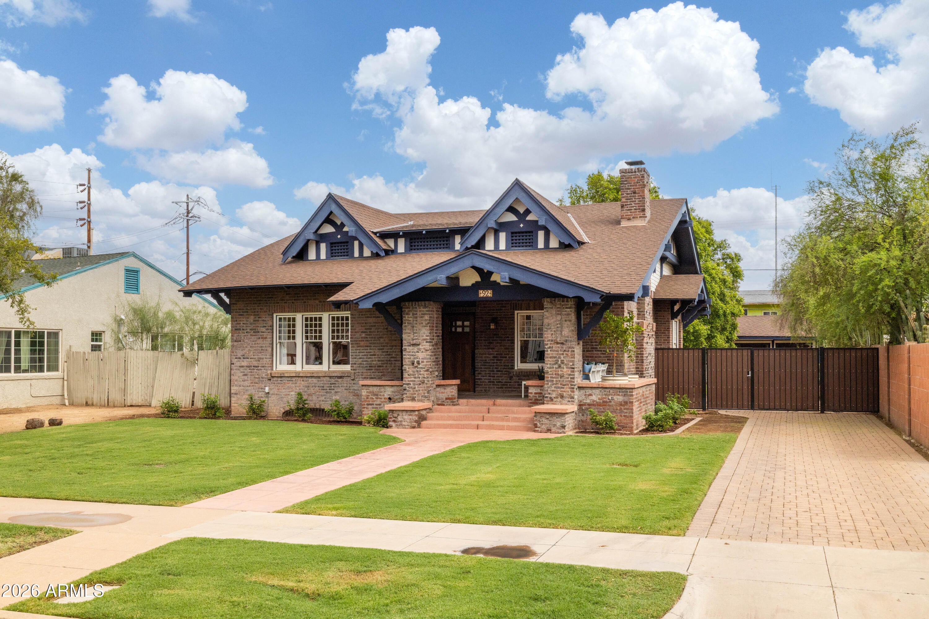 92 W LYNWOOD Street