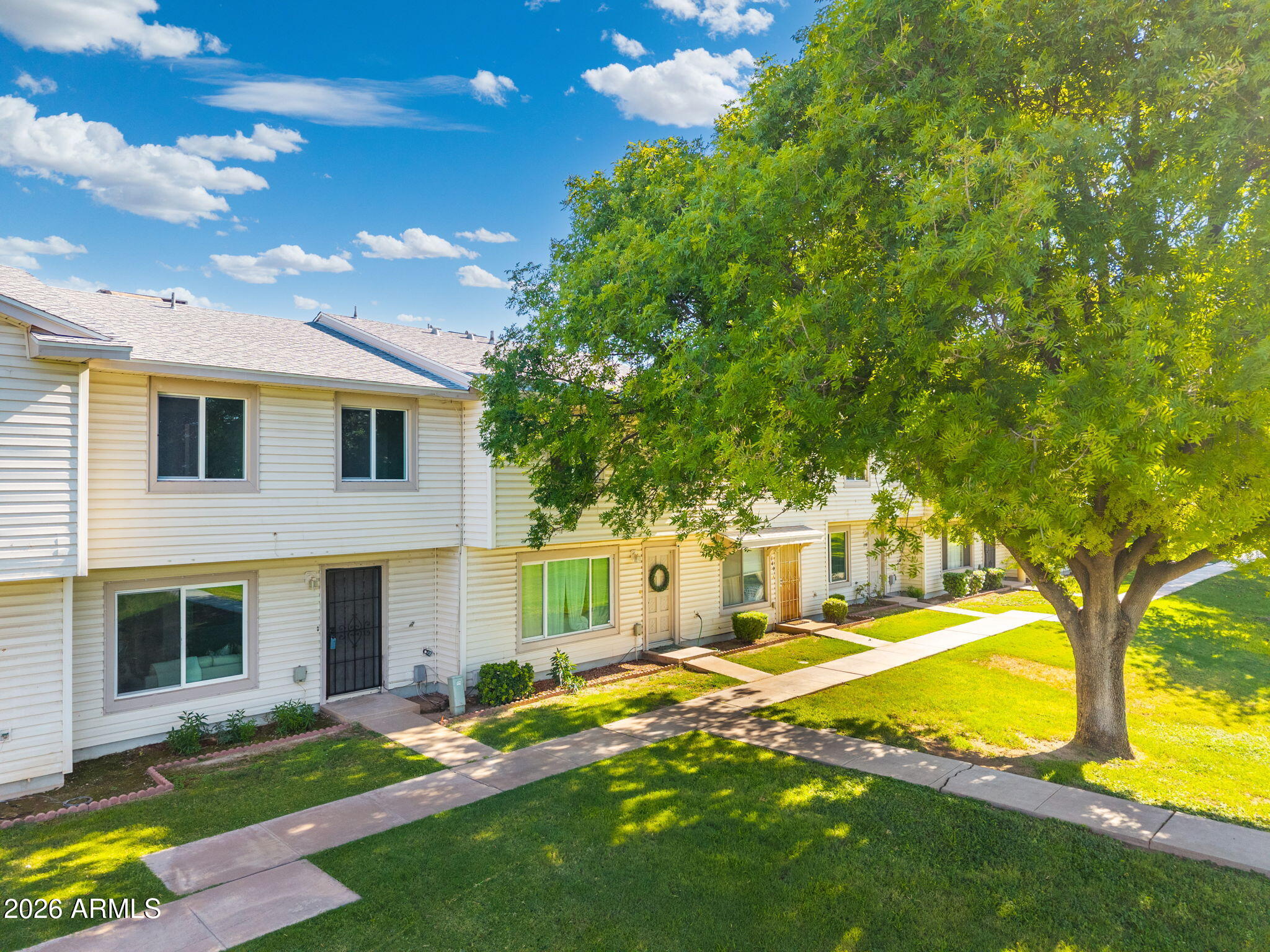 1204 E DUNBAR Drive