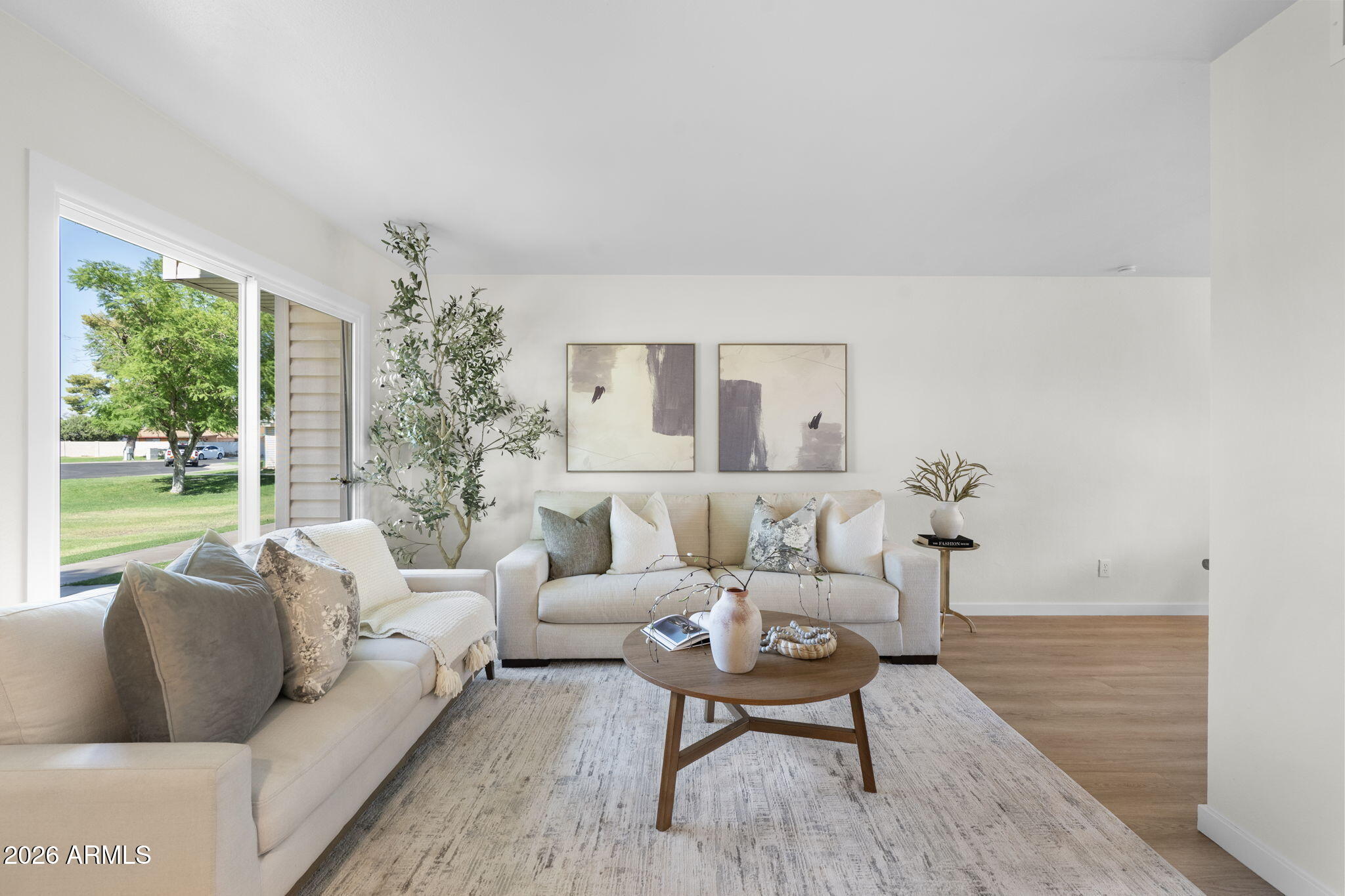 1204 E DUNBAR Drive