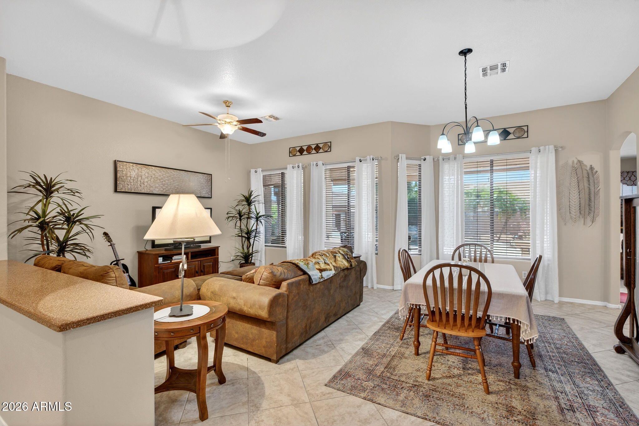 3044 S WESLEY Circle