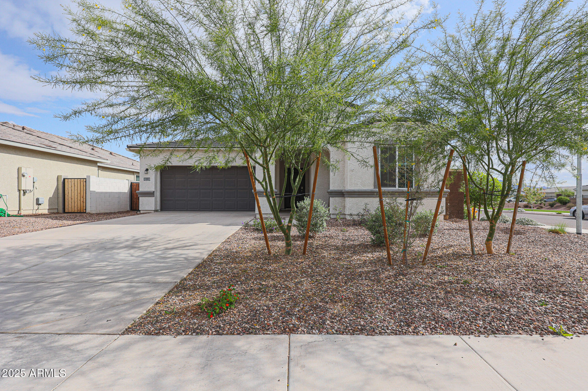 10339 W TAMARISK Avenue