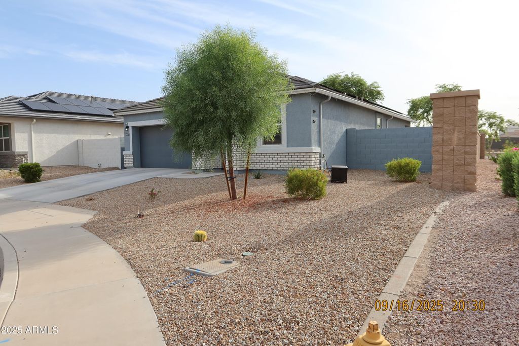 Photo of 4073 S 243rd Drive, Buckeye, AZ 85326 (MLS # 6920025)