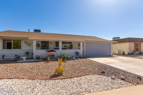 Single Family Residence in Sun City AZ 10435 KELSO Drive 2.jpg
