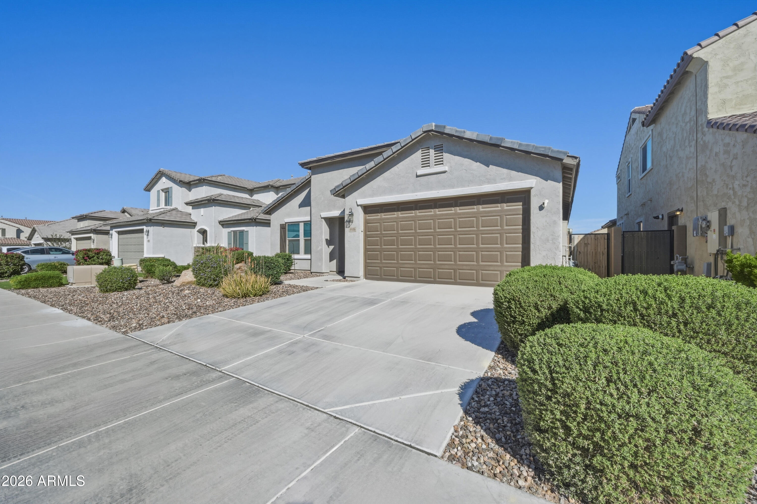 6686 W PLEASANT OAK Court