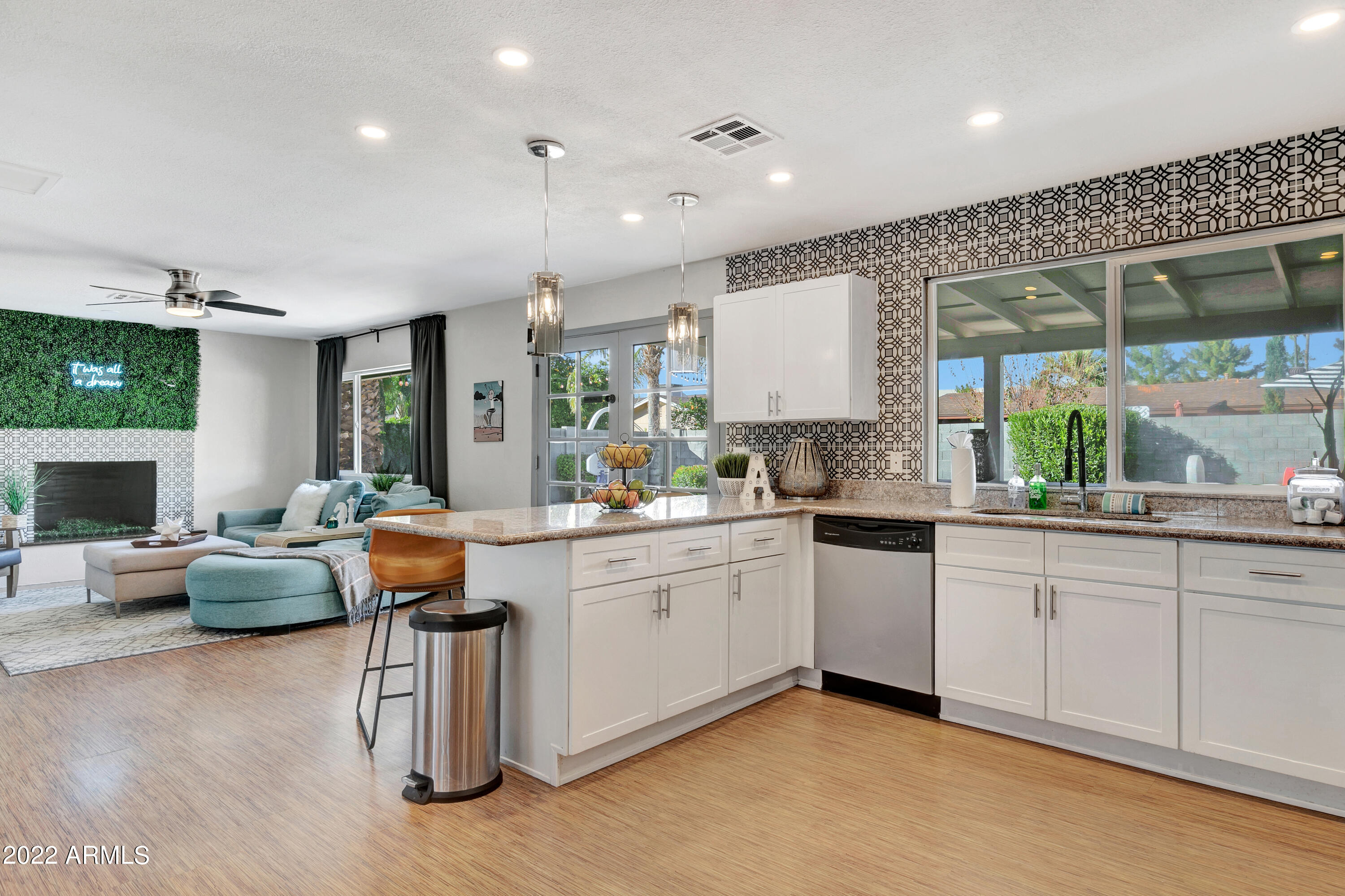 4820 E POINSETTIA Drive