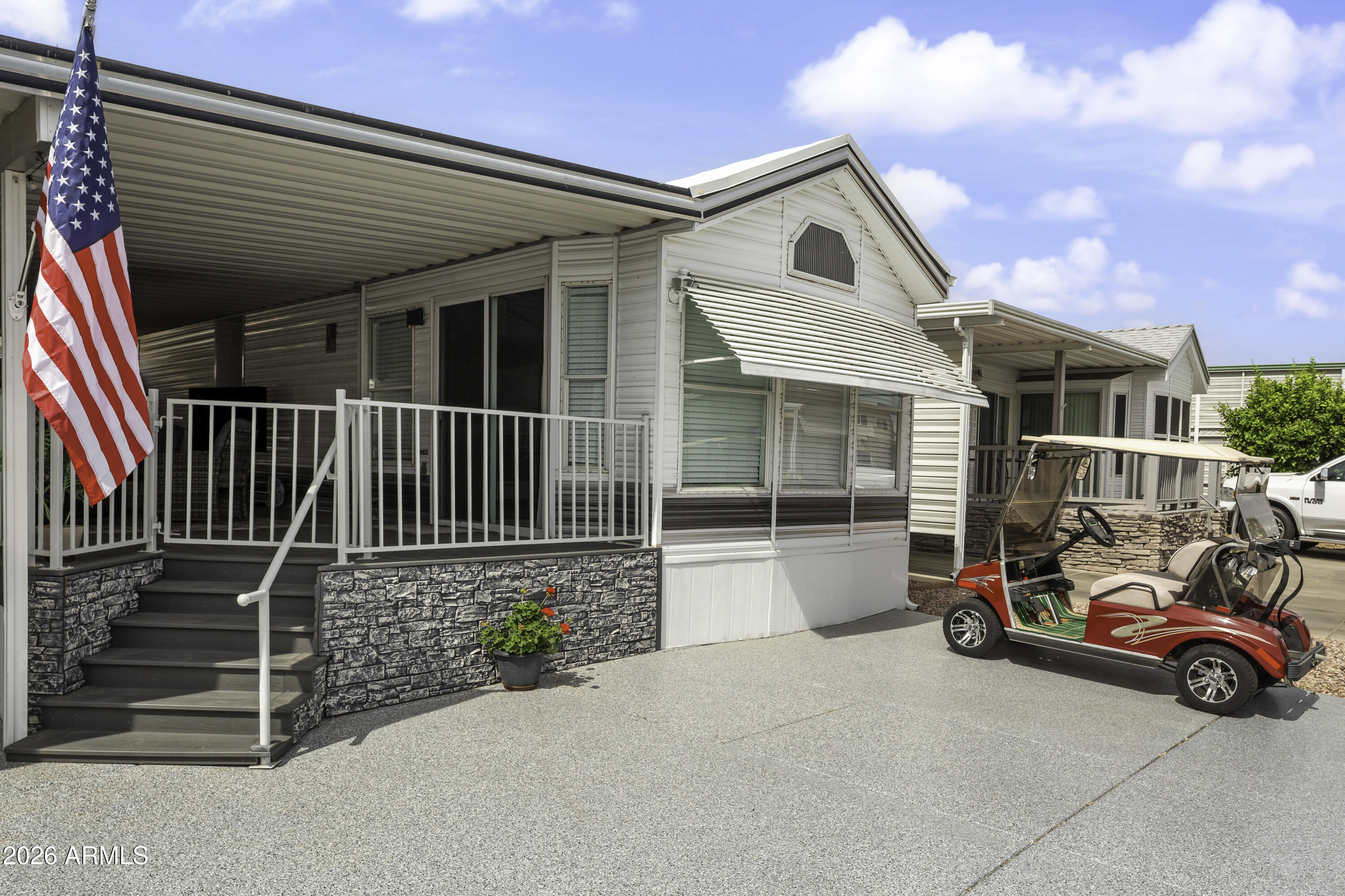 17200 W BELL Road 583