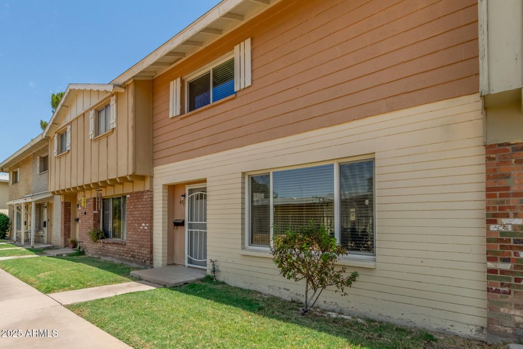 Photo of 4715 S Mill Avenue, Tempe, AZ 85282 (MLS # 6891756)