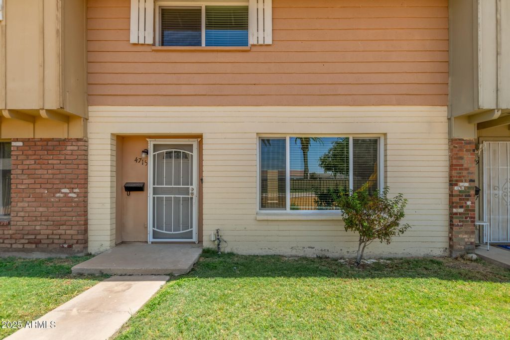 Photo of 4715 S Mill Avenue, Tempe, AZ 85282 (MLS # 6891756)