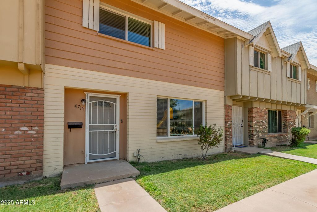 Photo of 4715 S Mill Avenue, Tempe, AZ 85282 (MLS # 6891756)