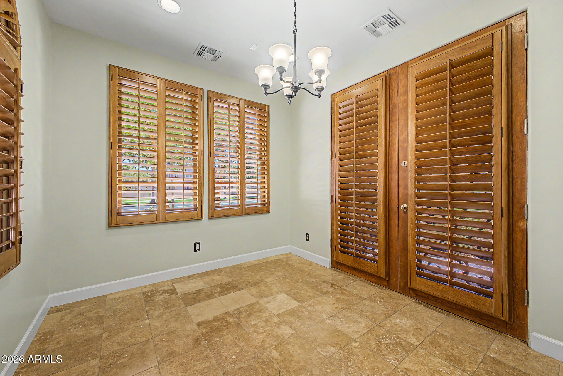 3510 E LAKEWOOD Parkway 115