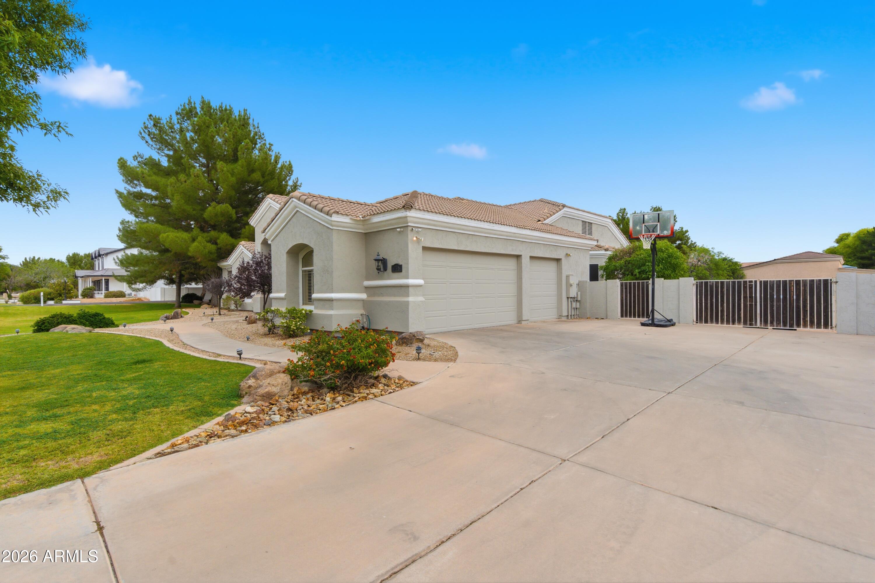 GREENFIELD ACRES - Residential
