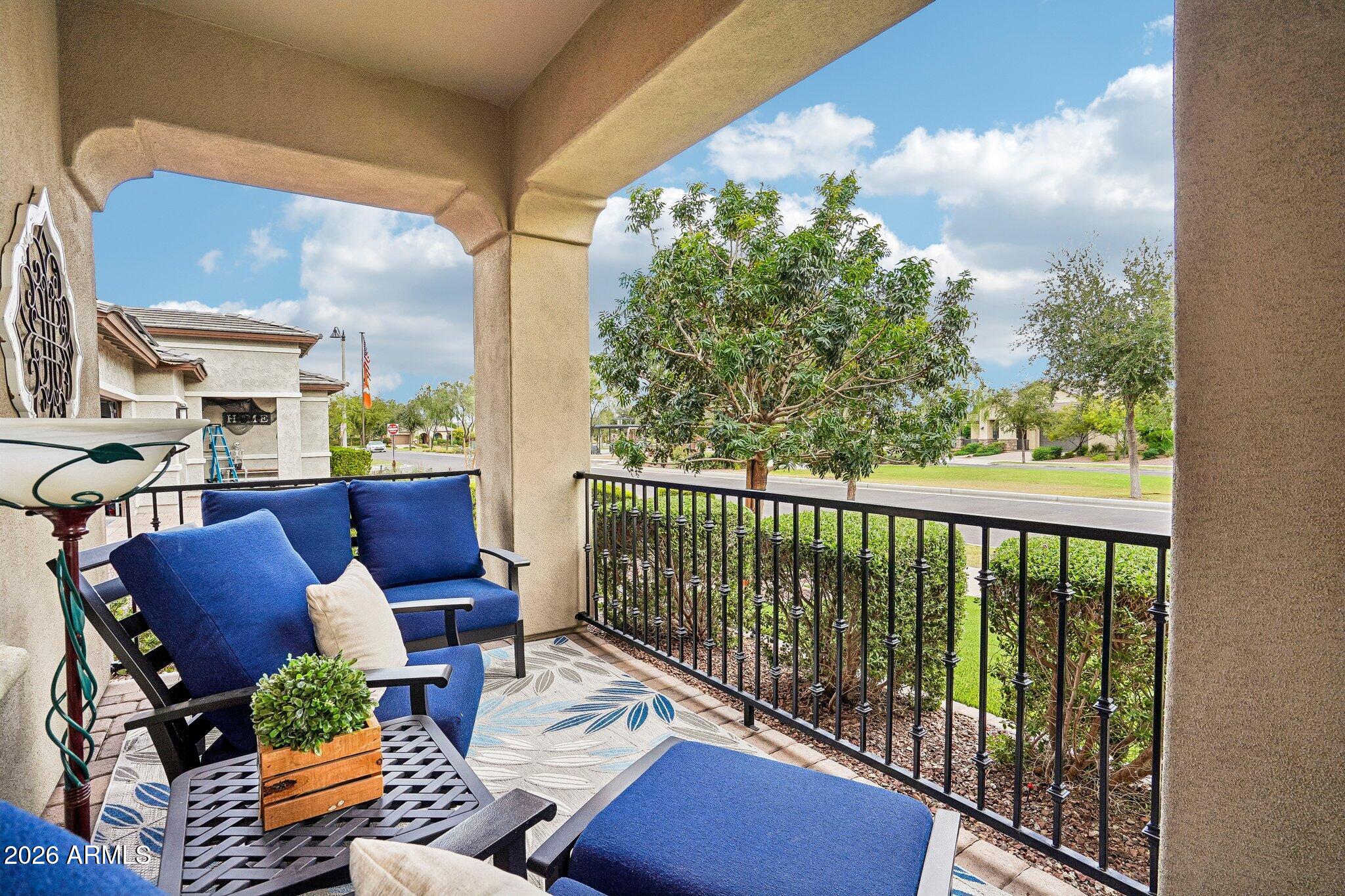 20488 W DELANEY Drive