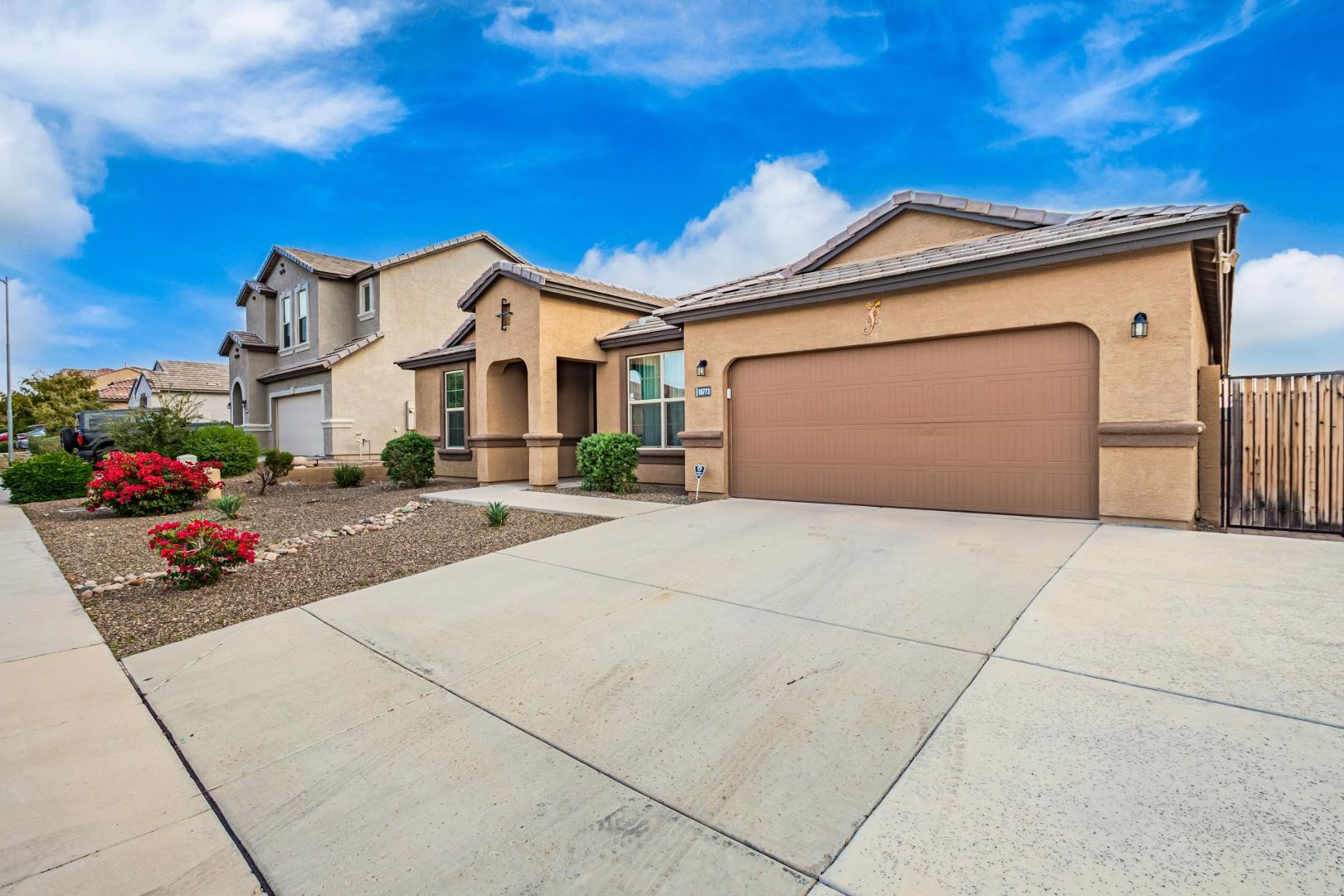 10773 W Swayback Pass