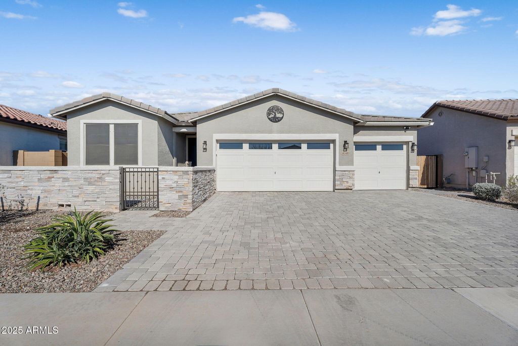 Photo of 40410 W Haley Drive, Maricopa, AZ 85138 (MLS # 6951896)