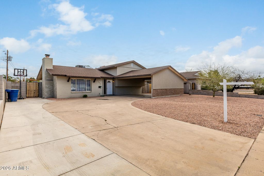 Photo of 4617 S Grandview Avenue, Tempe, AZ 85282 (MLS # 6997068)