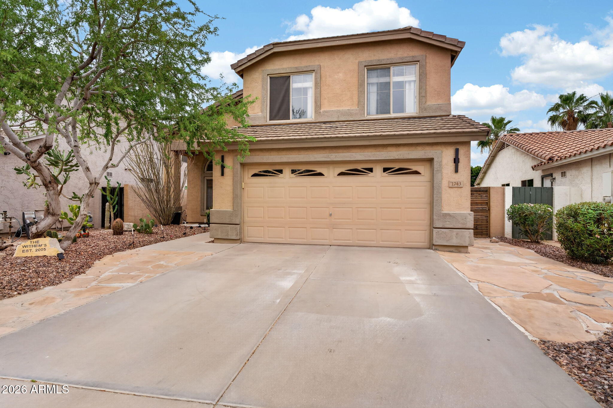1743 W MUIRWOOD Drive