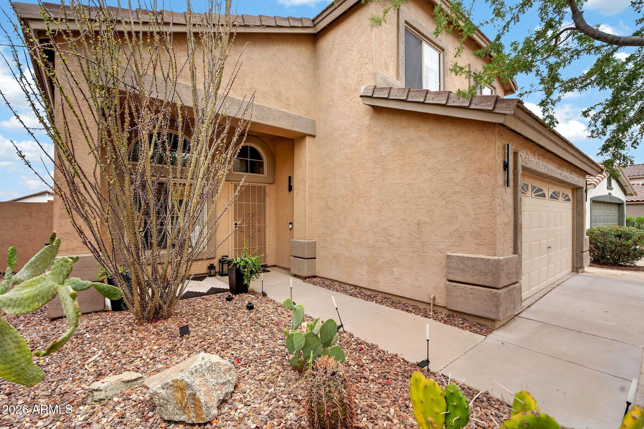 1743 W MUIRWOOD Drive