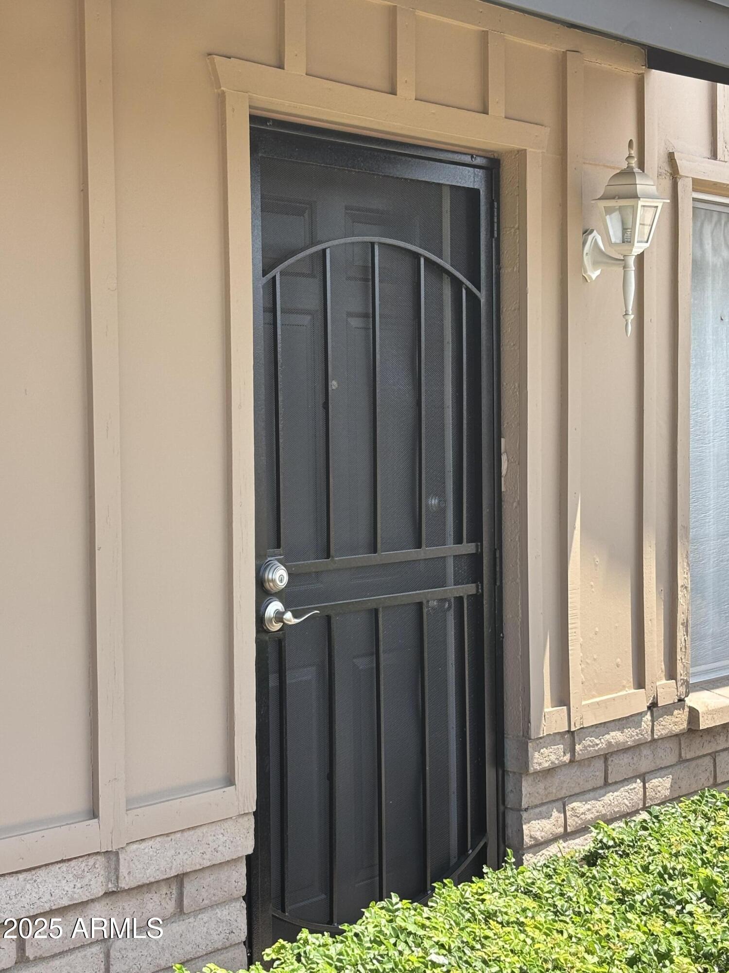 1714 W VILLA RITA Drive