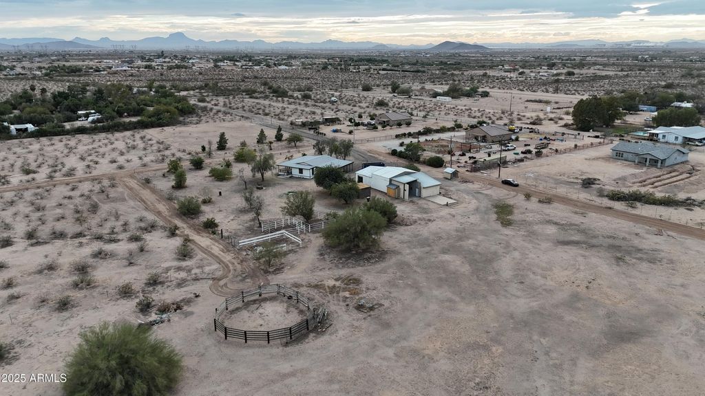 Photo of 34040 W Lower Buckeye Road, Tonopah, AZ 85354 (MLS # 6957603)