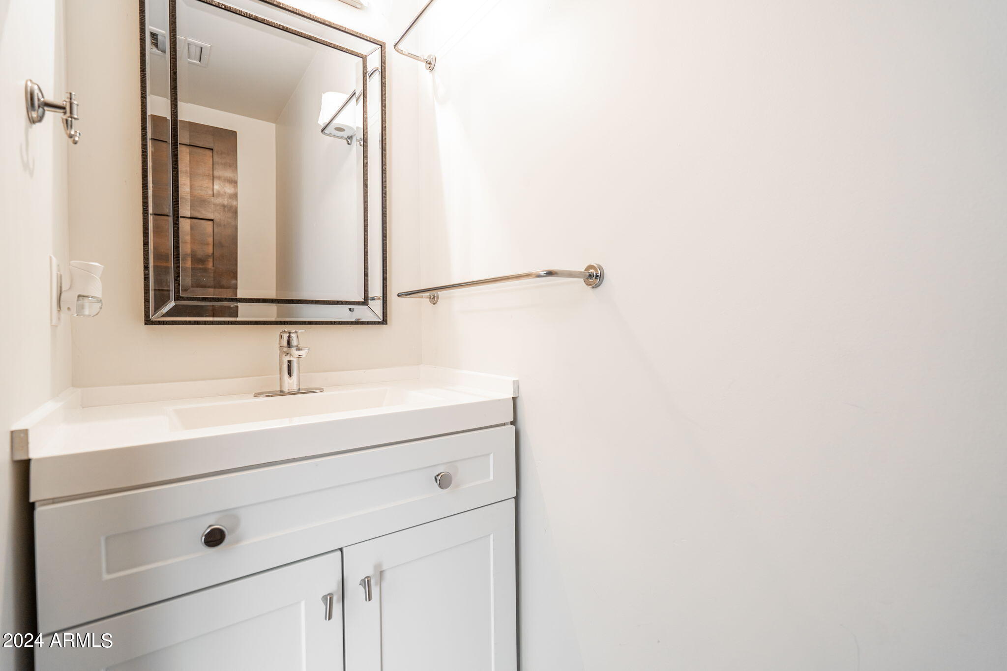 215 E MCKINLEY Street 405