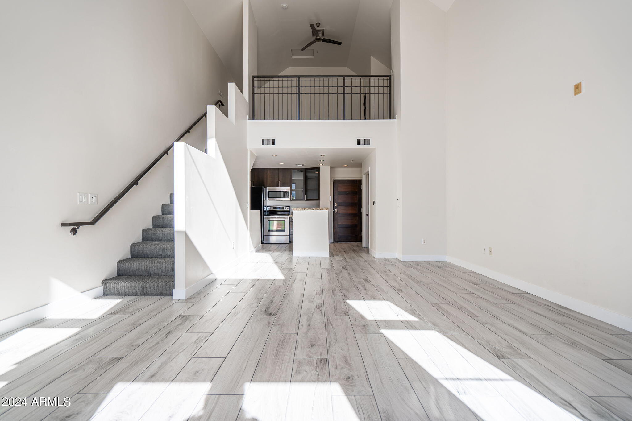 215 E MCKINLEY Street 405