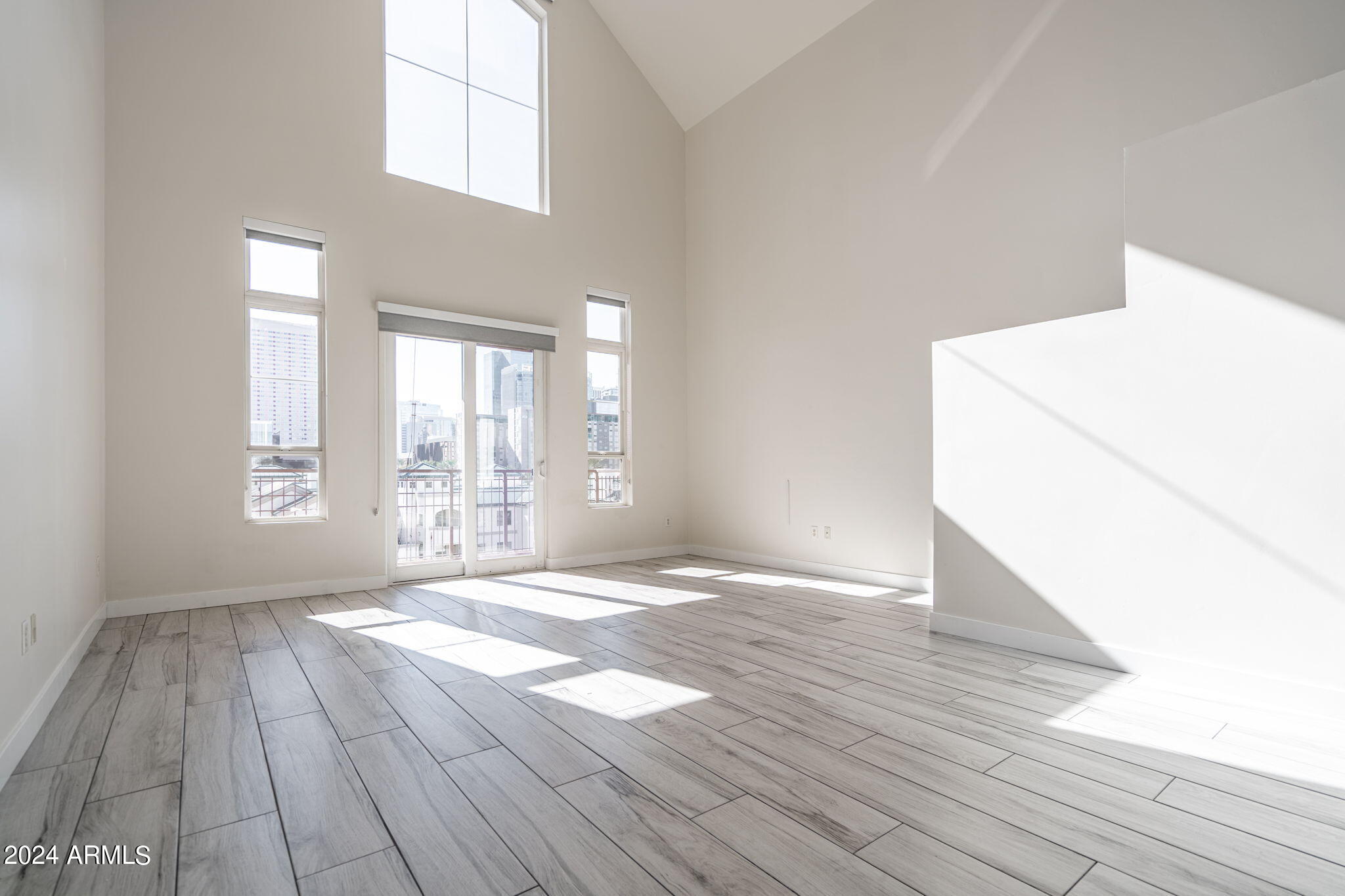 215 E MCKINLEY Street 405