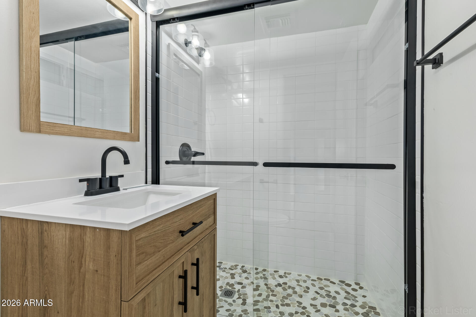 5018 W MARYLAND Avenue