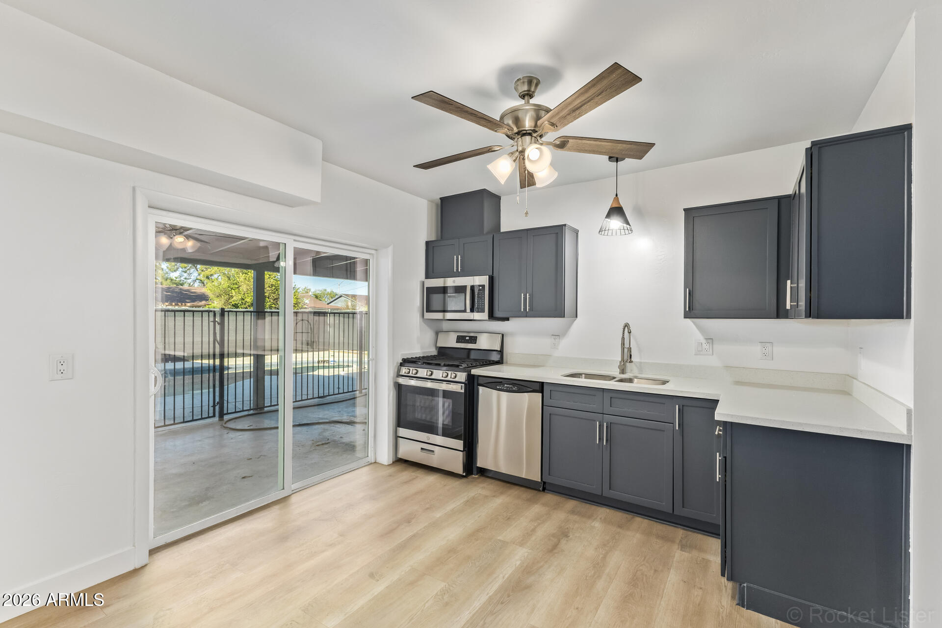 5018 W MARYLAND Avenue