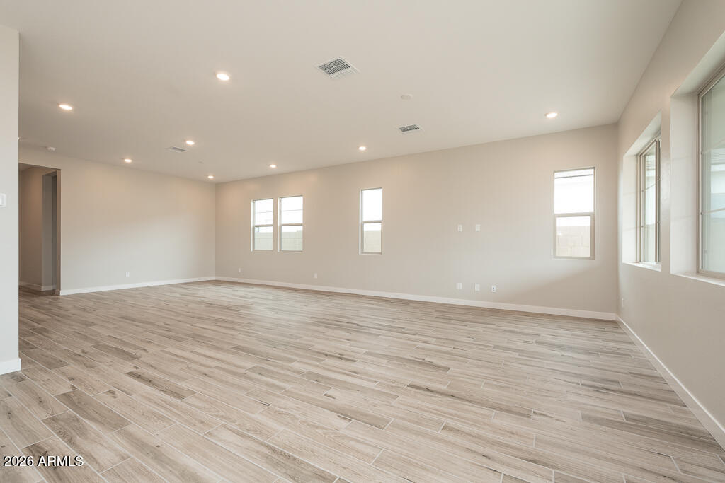 1254 E PRESCOTT Street