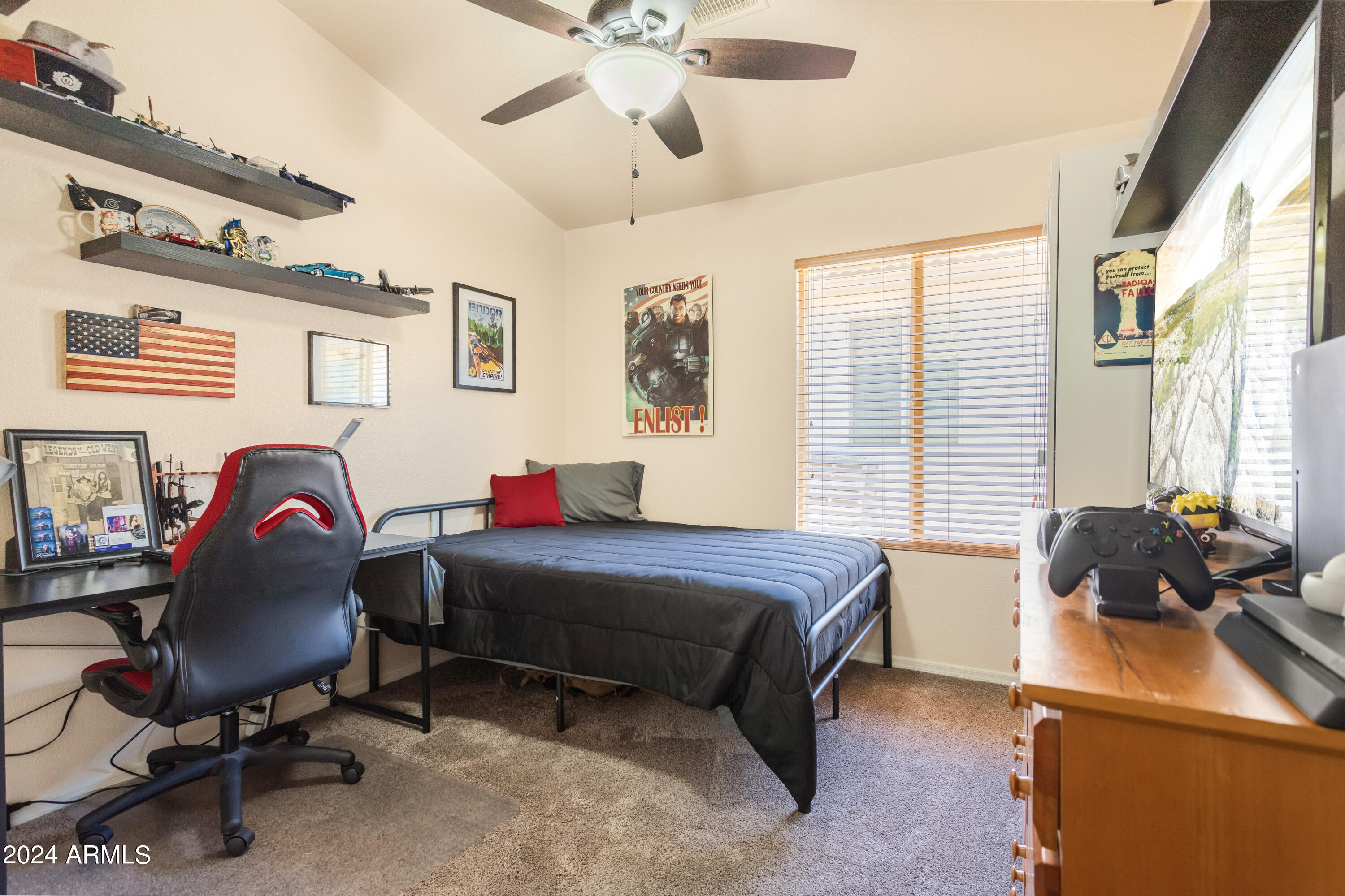 CAMPSTONE - Residential