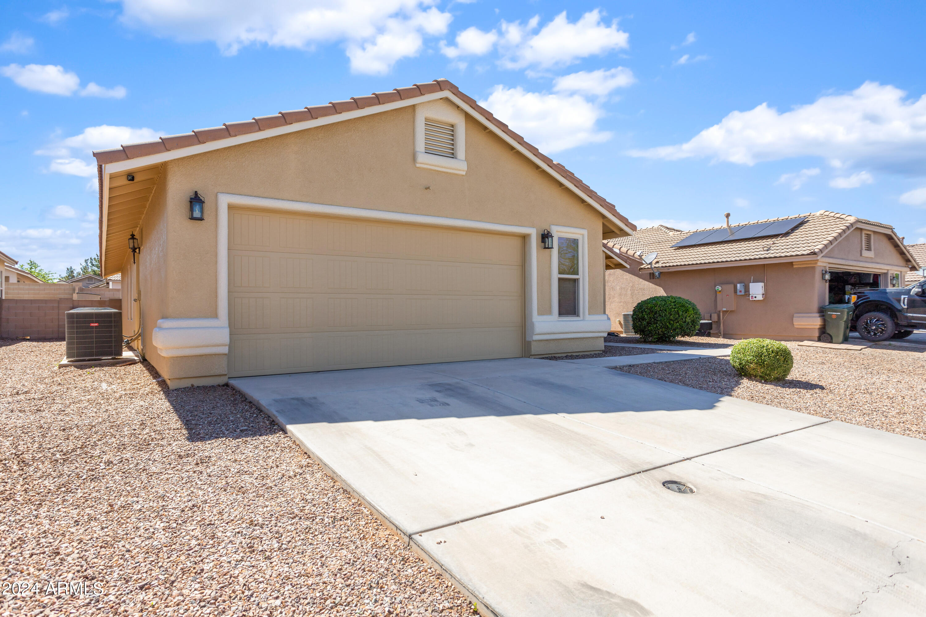 CAMPSTONE - Residential