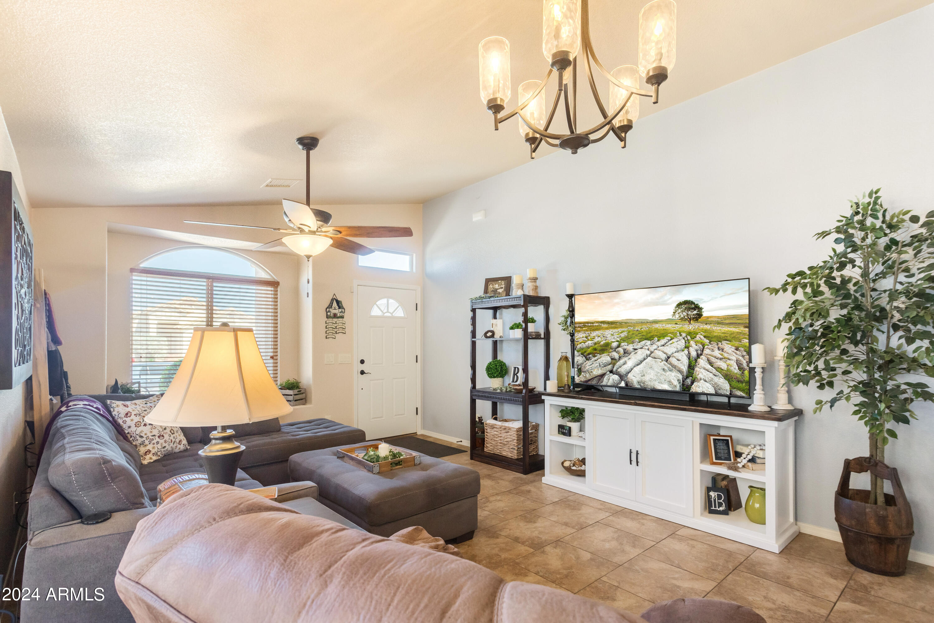 CAMPSTONE - Residential