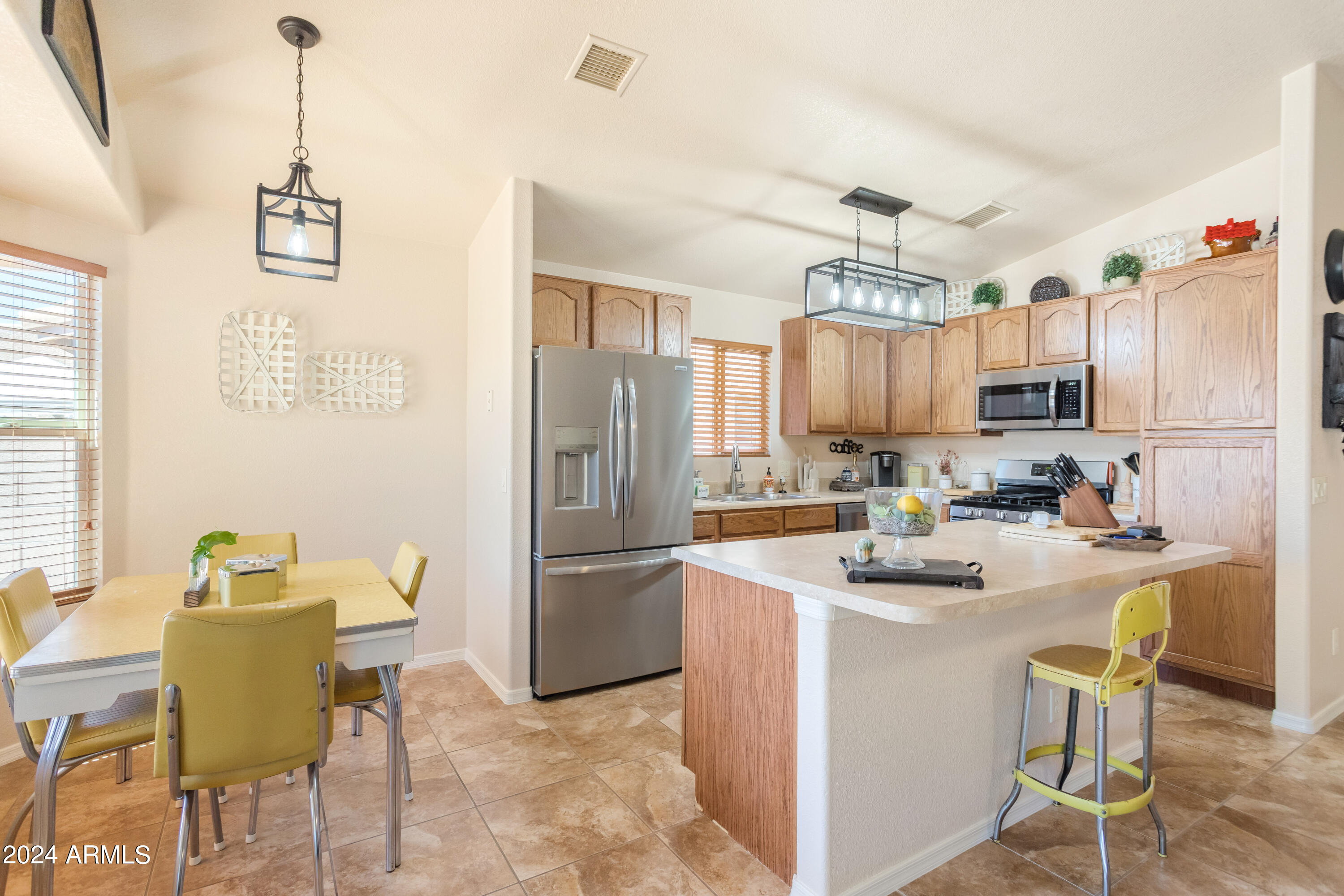 CAMPSTONE - Residential