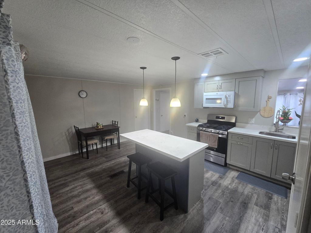 Photo of 5747 W Missouri Avenue #38, Glendale, AZ 85301 (MLS # 6932280)