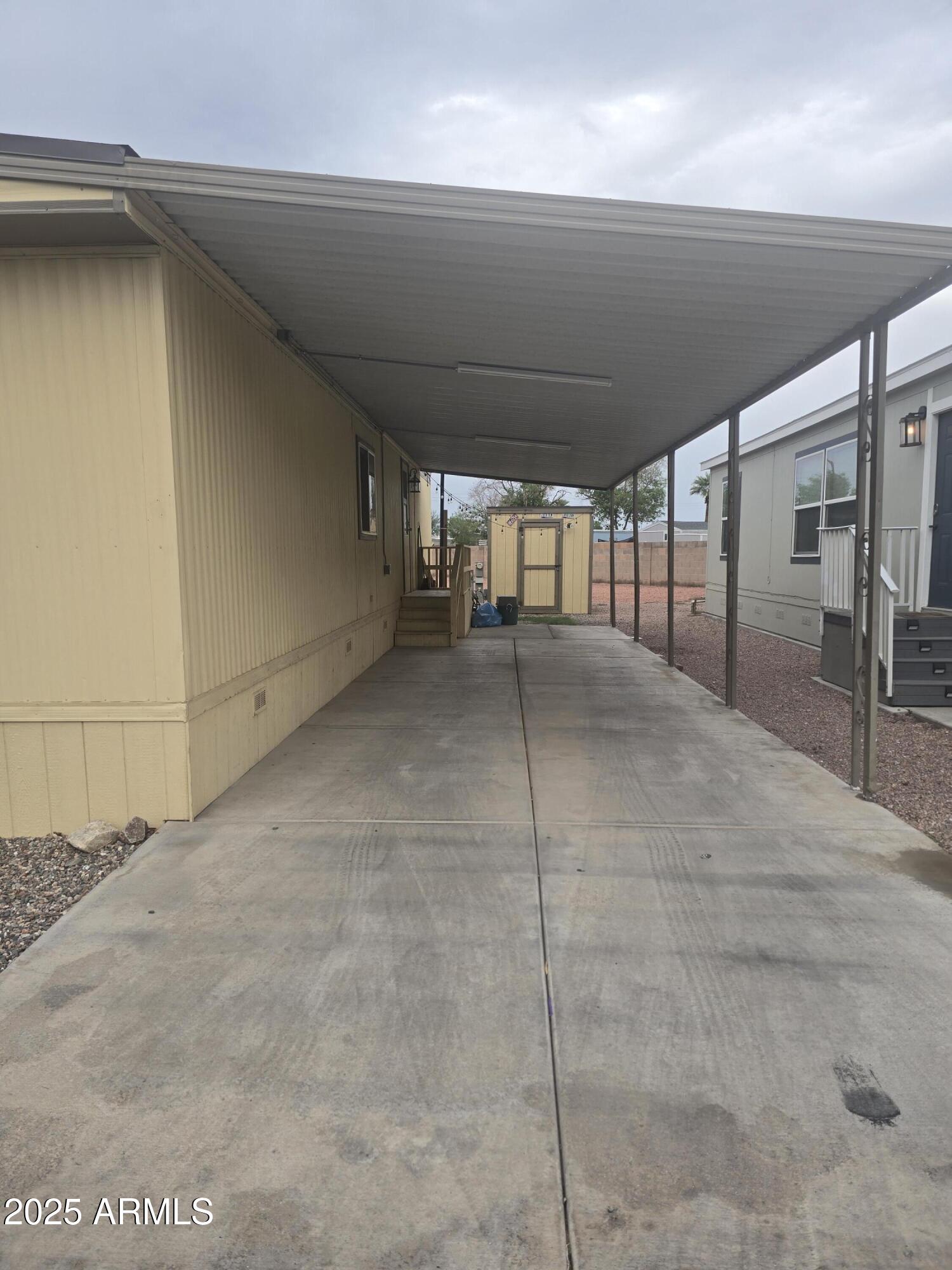 5747 W MISSOURI Avenue 38