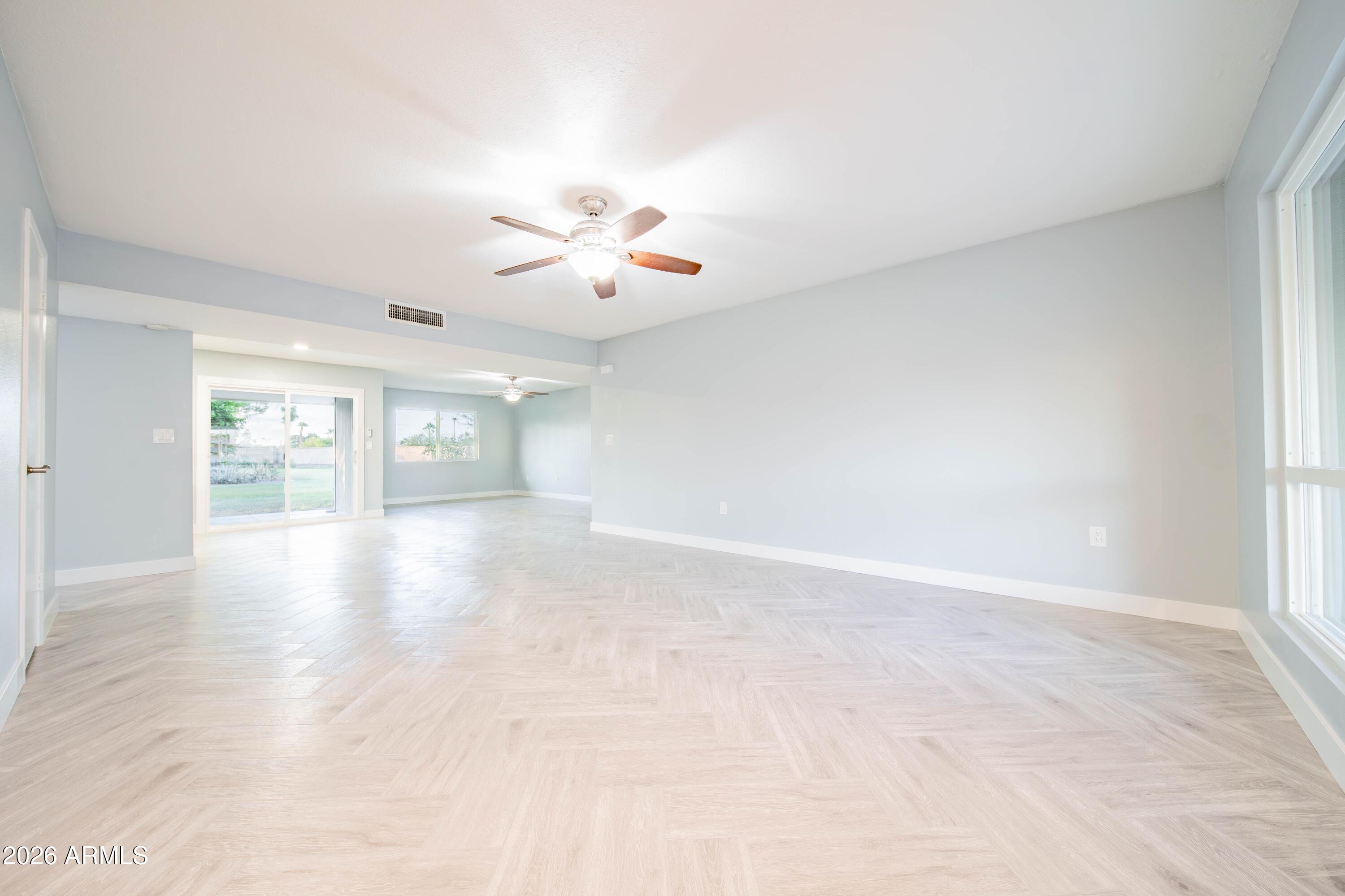 9902 W RAINTREE Drive