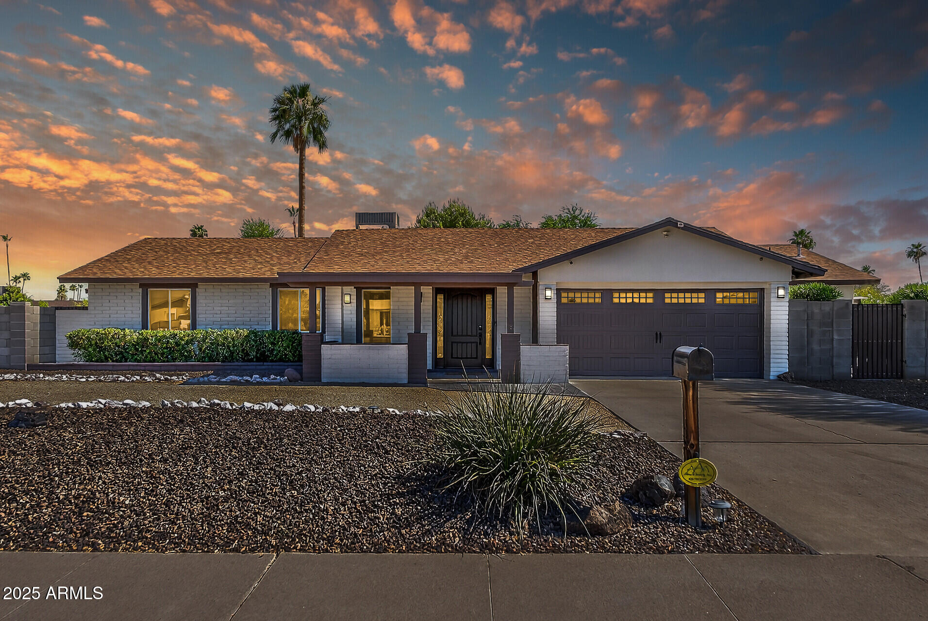 5101 E PARADISE Drive
