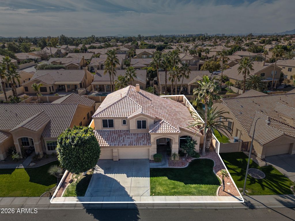 Photo of 1811 W Wisteria Drive, Chandler, AZ 85248 (MLS # 6975041)