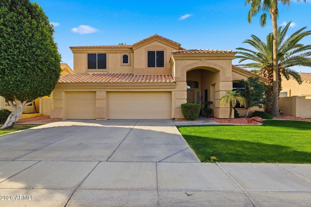 Photo of 1811 W Wisteria Drive, Chandler, AZ 85248 (MLS # 6975041)