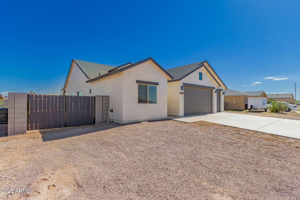 Photo of 15901 S Bentley Drive, Arizona City, AZ 85123 (MLS # 6935638)
