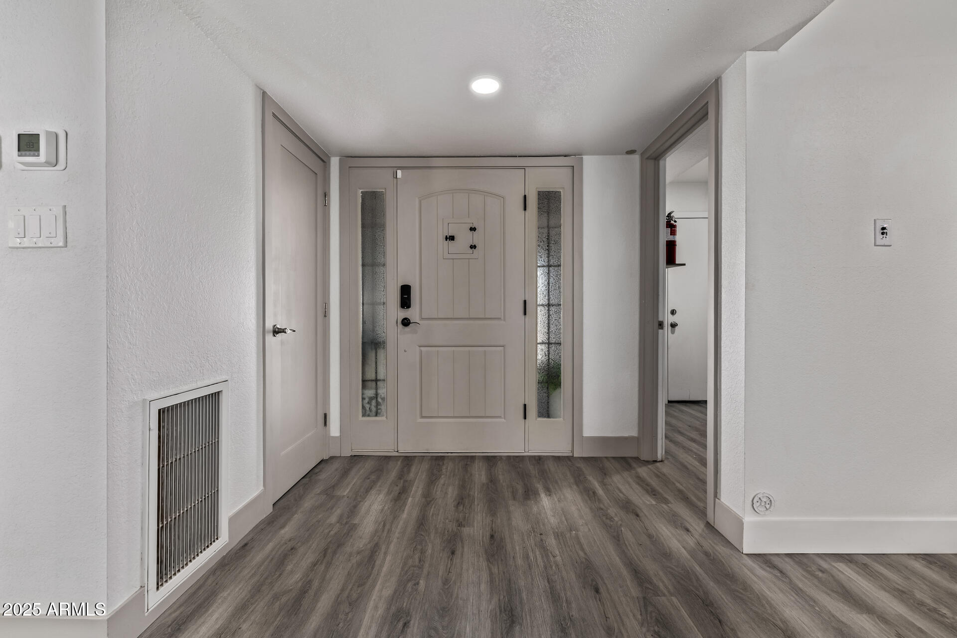 Homes 3 4152 W CROCUS Drive