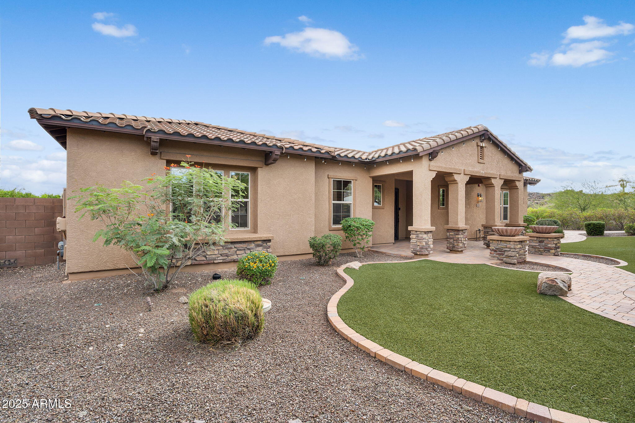 8691 W QUESTA Drive