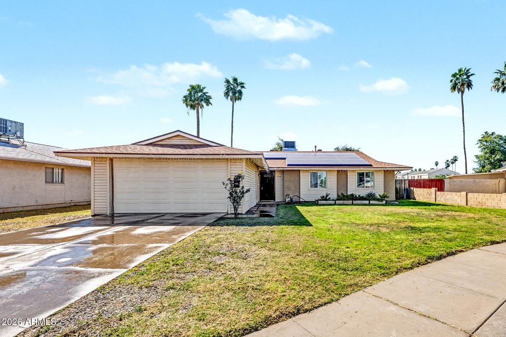 Photo of 409 E Pegasus Drive, Tempe, AZ 85283 (MLS # 6985850)
