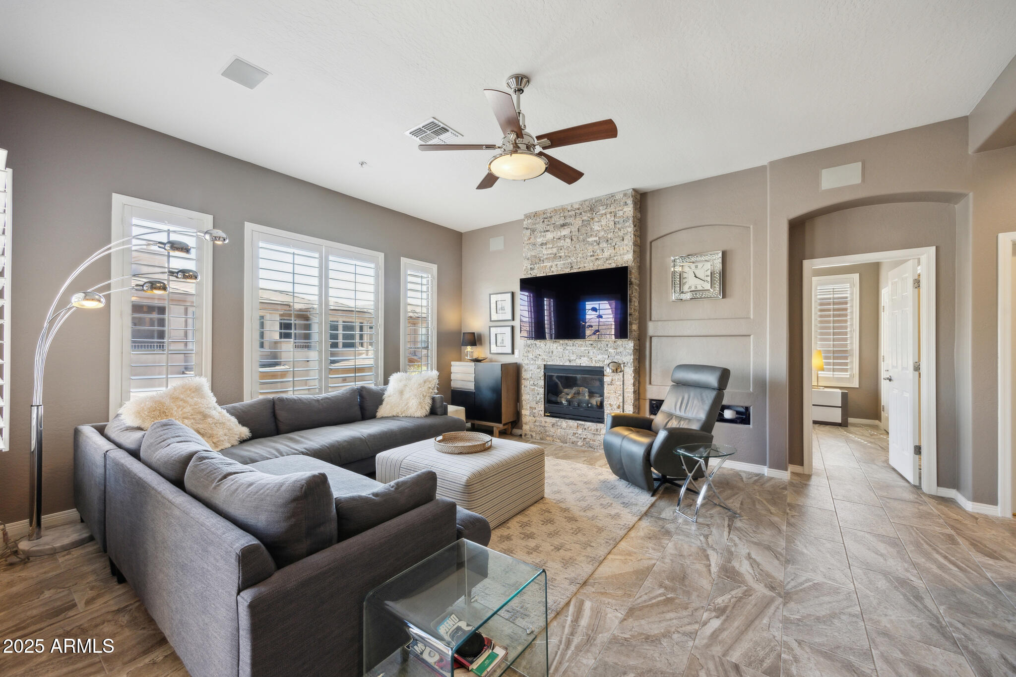 16420 N THOMPSON PEAK Parkway 2091