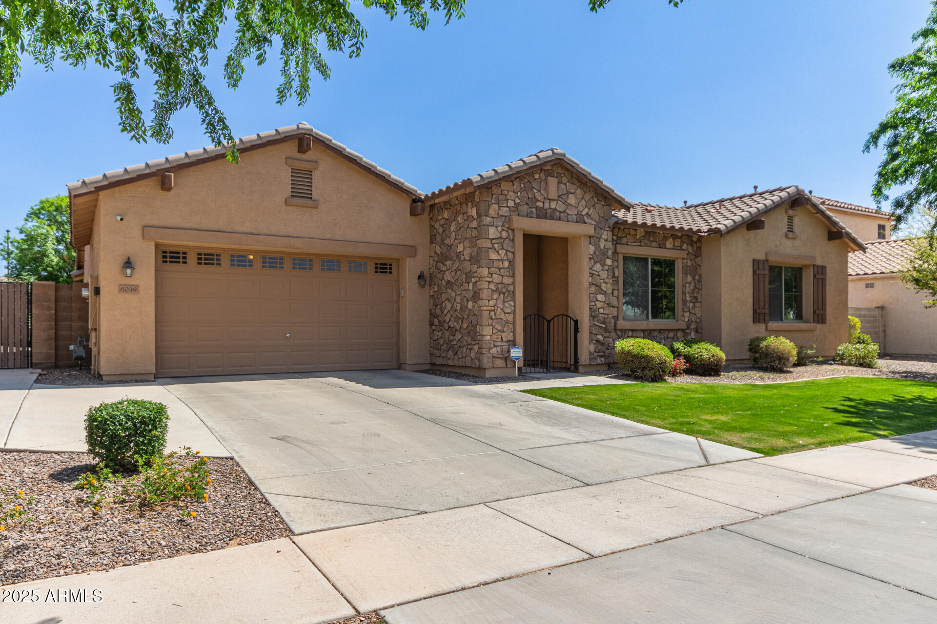 6039 S JOSLYN Lane