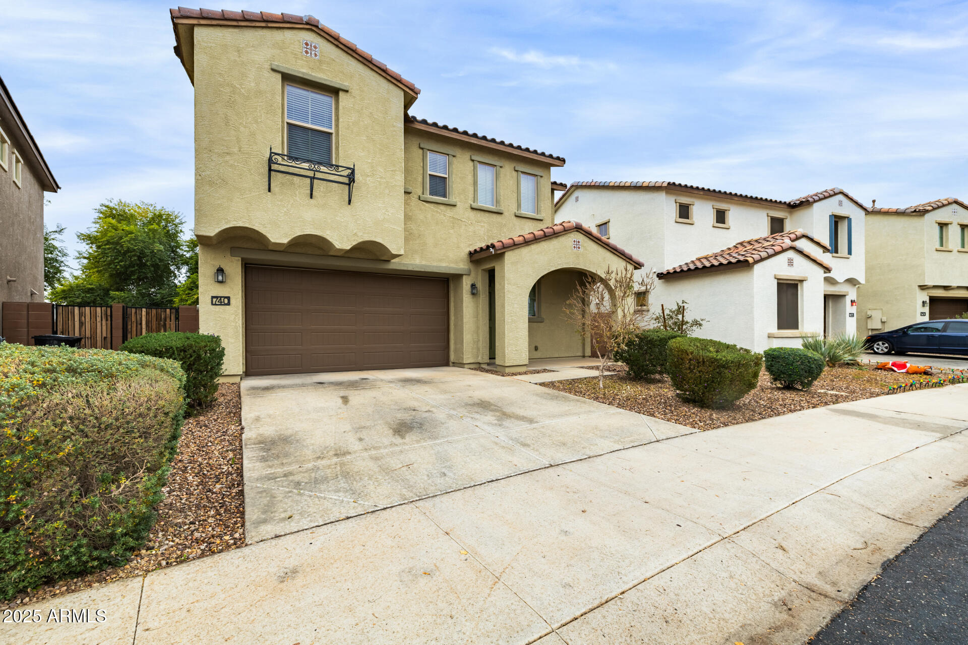 740 N BLACKBIRD Drive