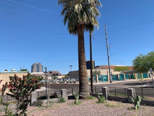 702 S 1ST Street Unit 1